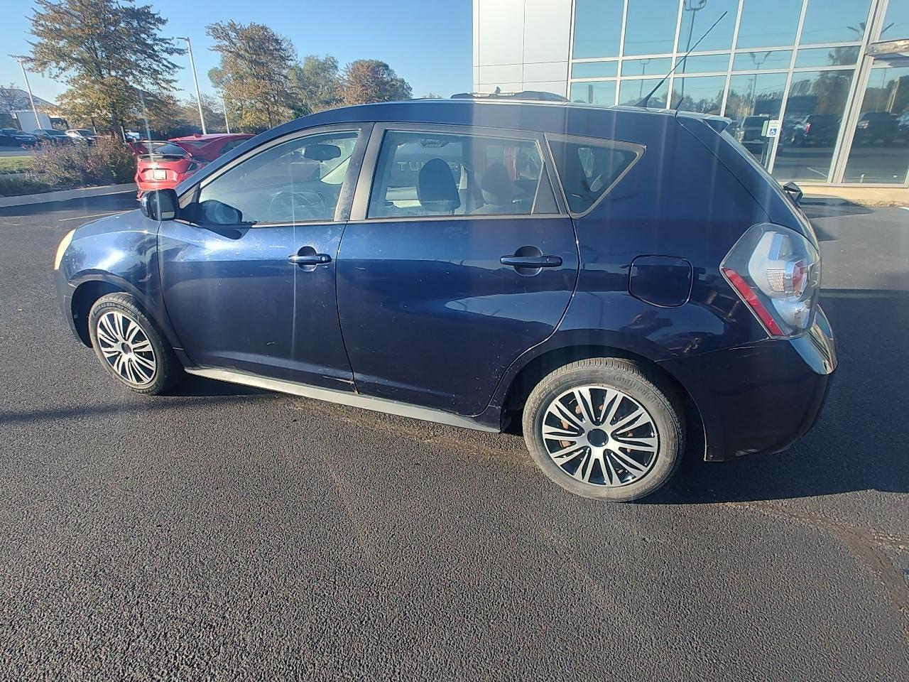 Pontiac Vibe 4dr HB FWD w/1SA 2009