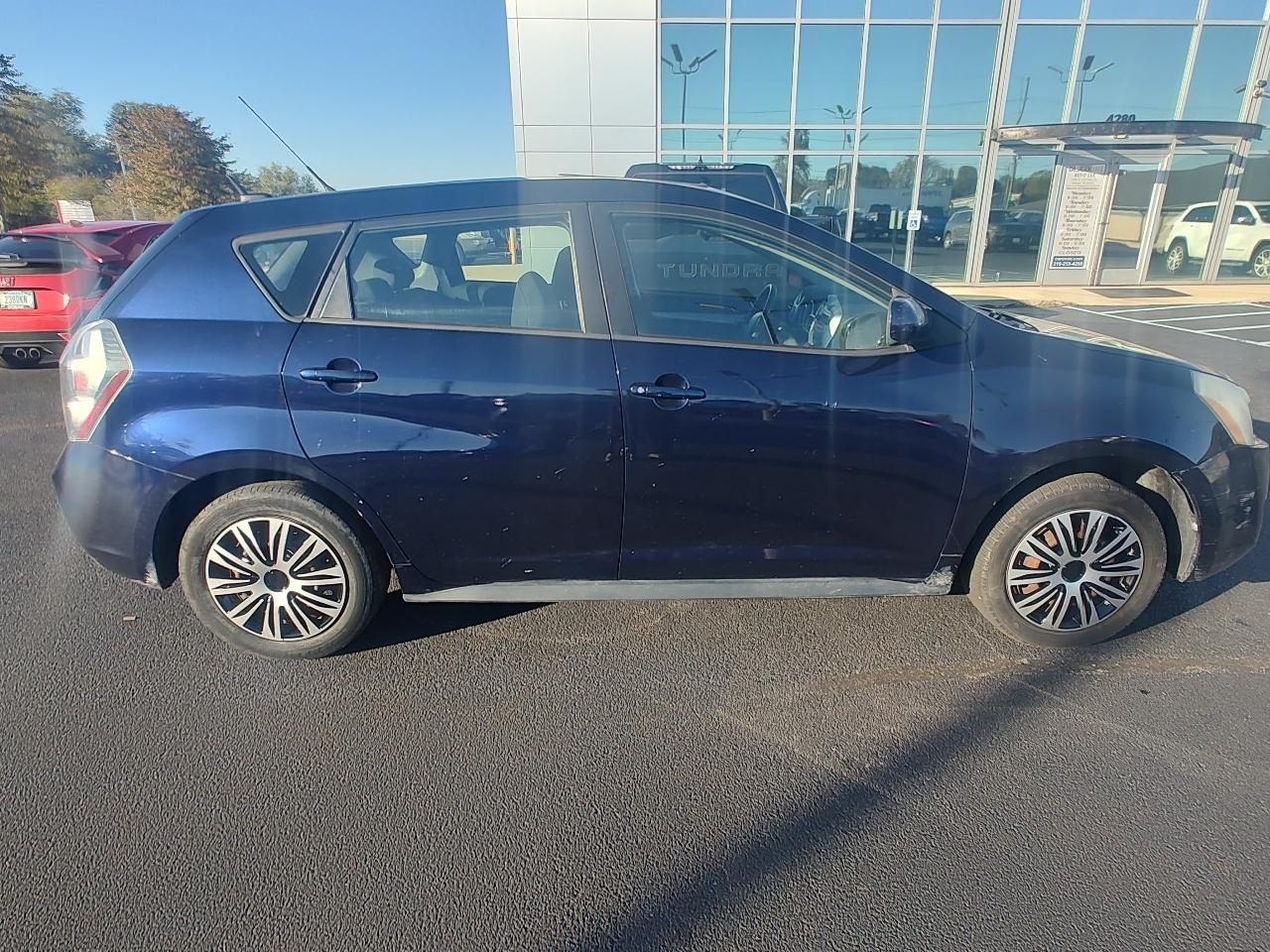 Pontiac Vibe 4dr HB FWD w/1SA 2009