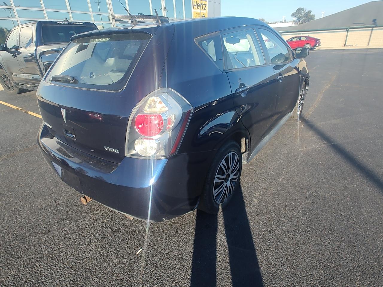 Pontiac Vibe 4dr HB FWD w/1SA 2009