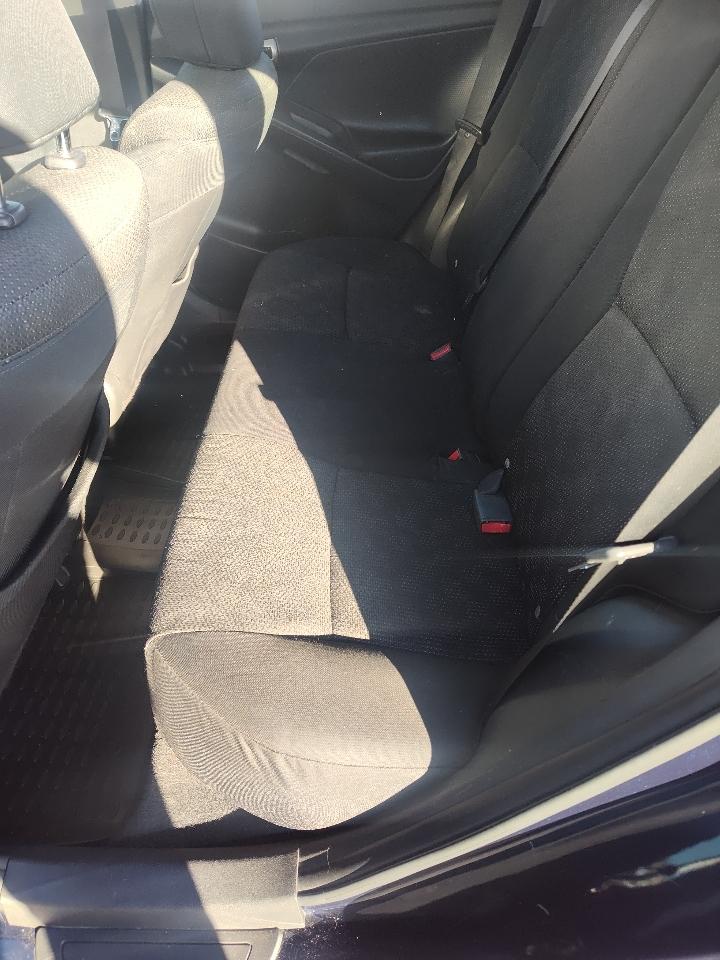 Pontiac Vibe 4dr HB FWD w/1SA 2009