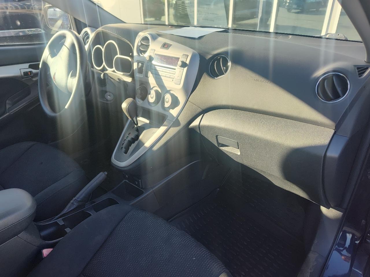 Pontiac Vibe 4dr HB FWD w/1SA 2009