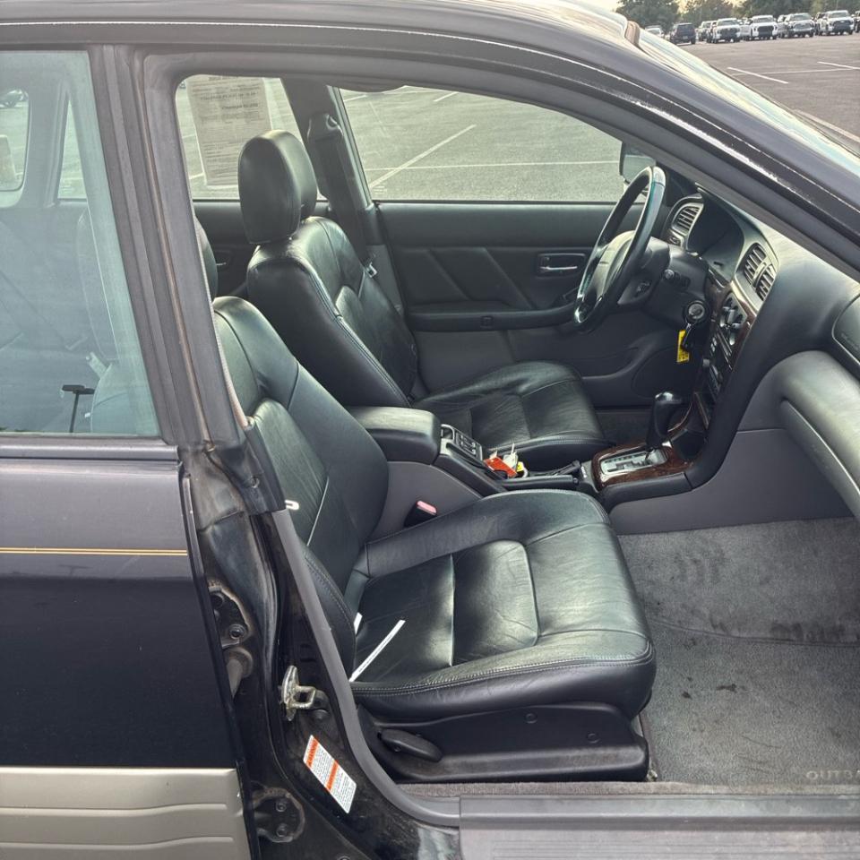 Subaru Outback (Natl)  2001