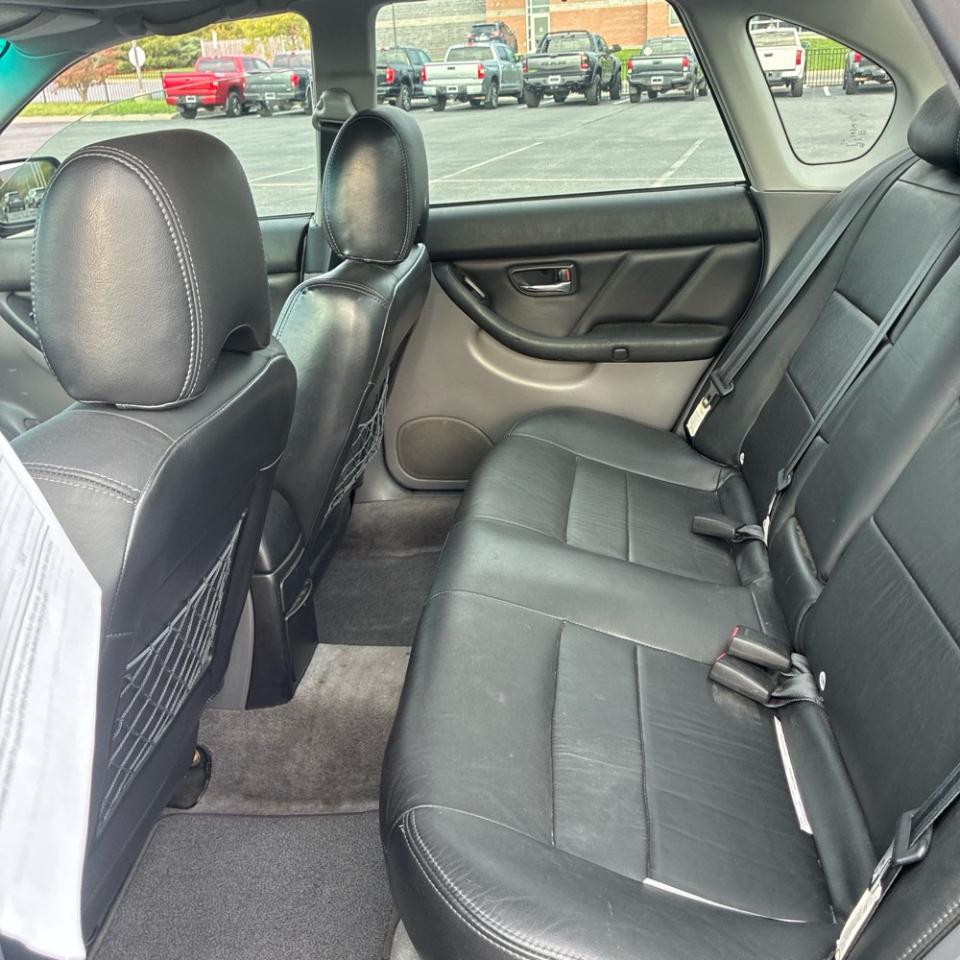 Subaru Outback (Natl)  2001