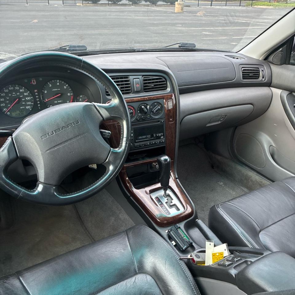 Subaru Outback (Natl)  2001