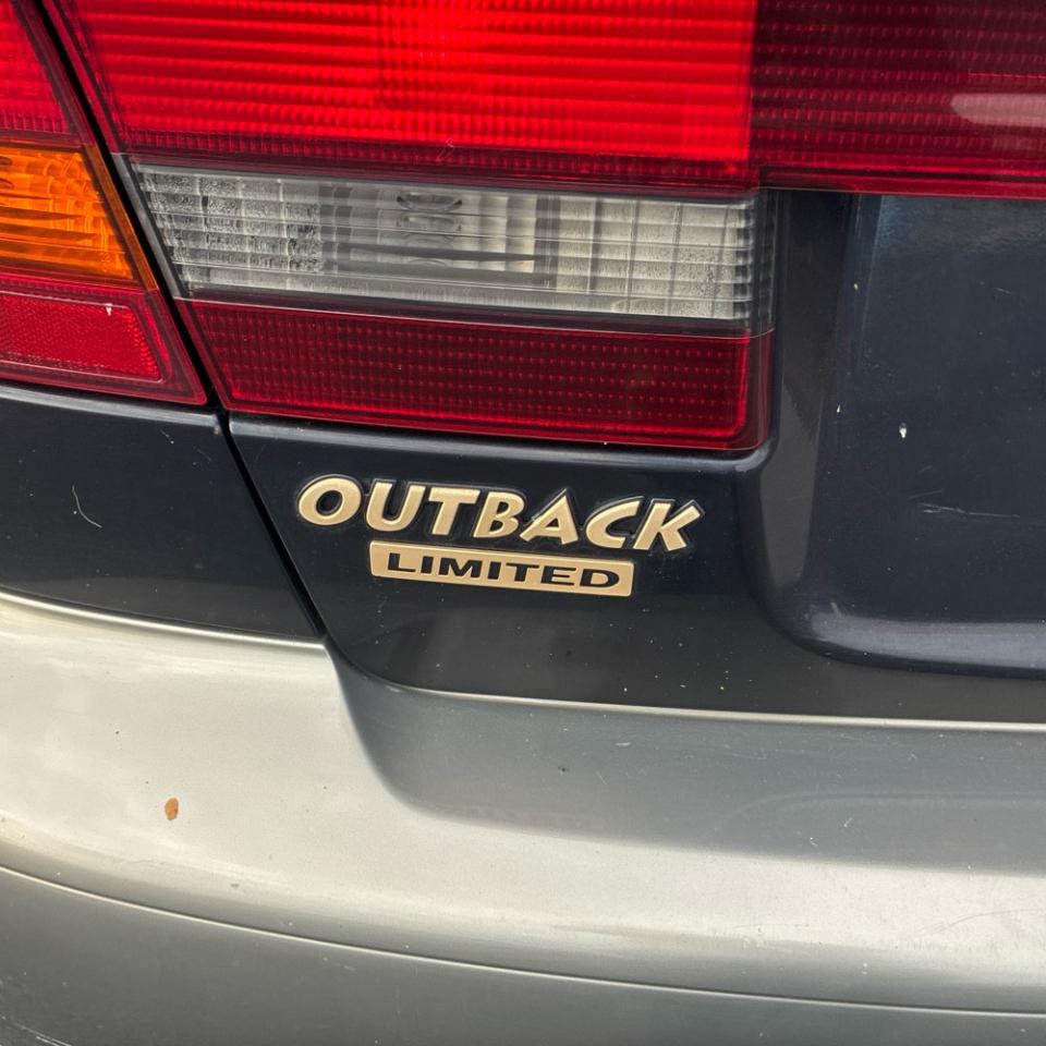 Subaru Outback (Natl)  2001