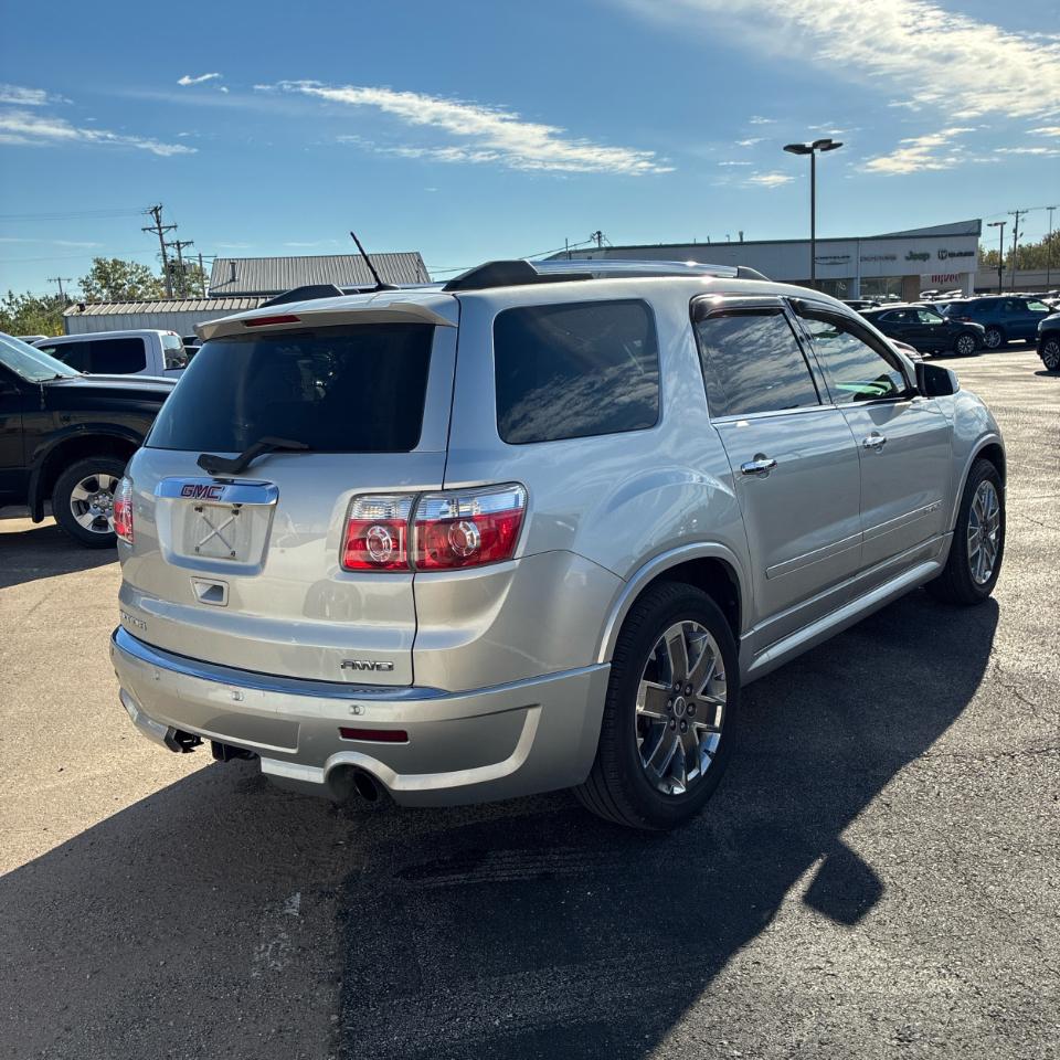 GMC Acadia AWD 4dr Denali 2012