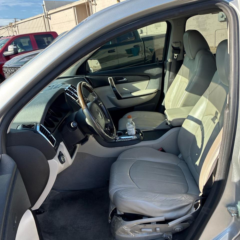 GMC Acadia AWD 4dr Denali 2012