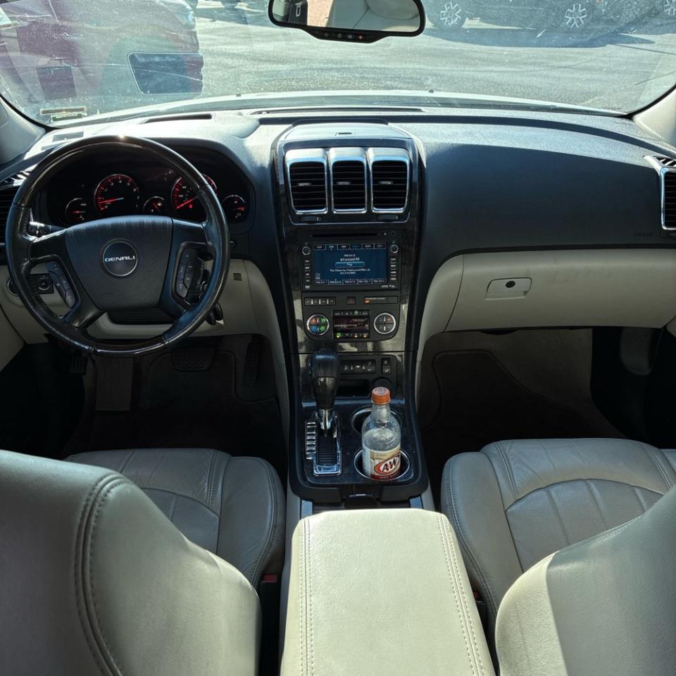 GMC Acadia AWD 4dr Denali 2012