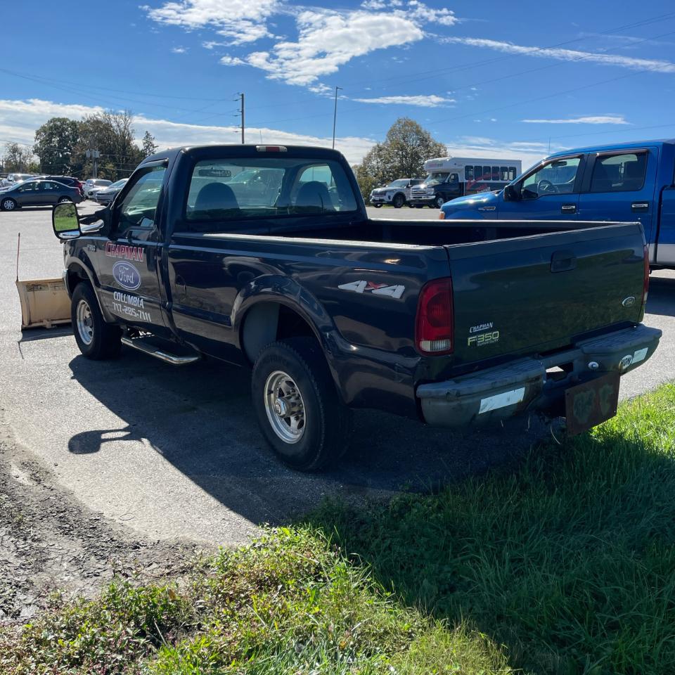 Ford Super Duty F-350 SRW Reg Cab 137" XL 4WD 1999