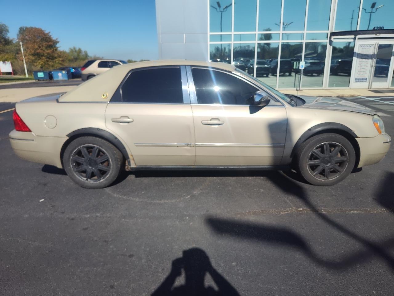 Ford Five Hundred 4dr Sdn Limited 2005