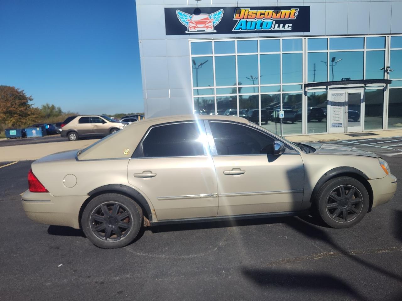 Ford Five Hundred 4dr Sdn Limited 2005
