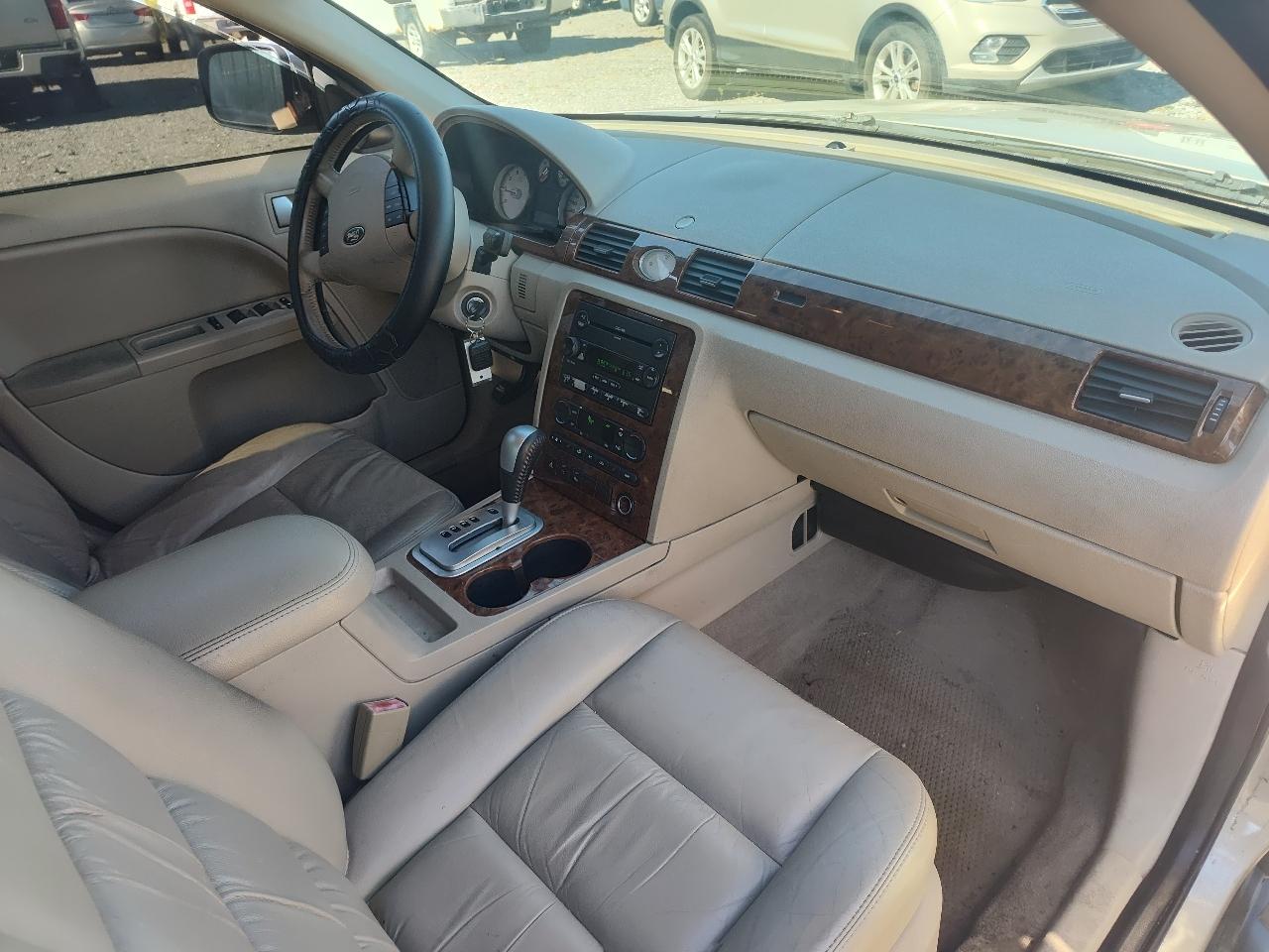 Ford Five Hundred 4dr Sdn Limited 2005