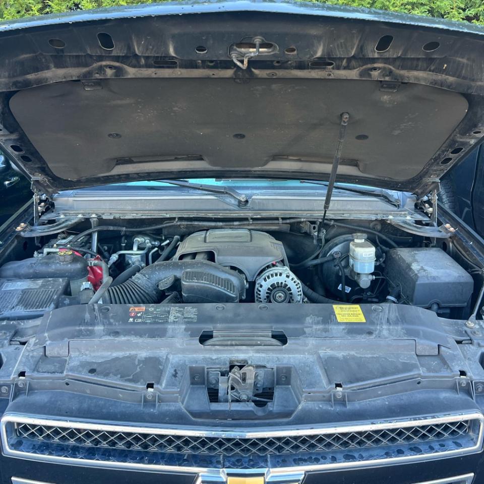 Chevrolet Tahoe 4WD 4dr 1500 LT 2013