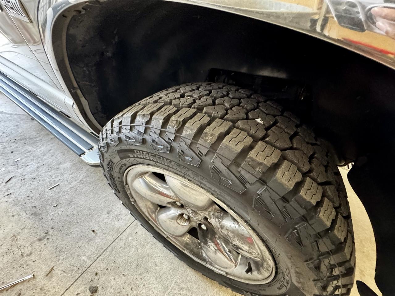 Dodge Ram 1500 4dr Quad Cab 140.5" WB 4WD SLT 2003