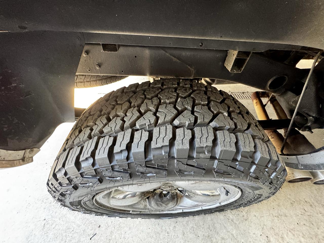 Dodge Ram 1500 4dr Quad Cab 140.5" WB 4WD SLT 2003