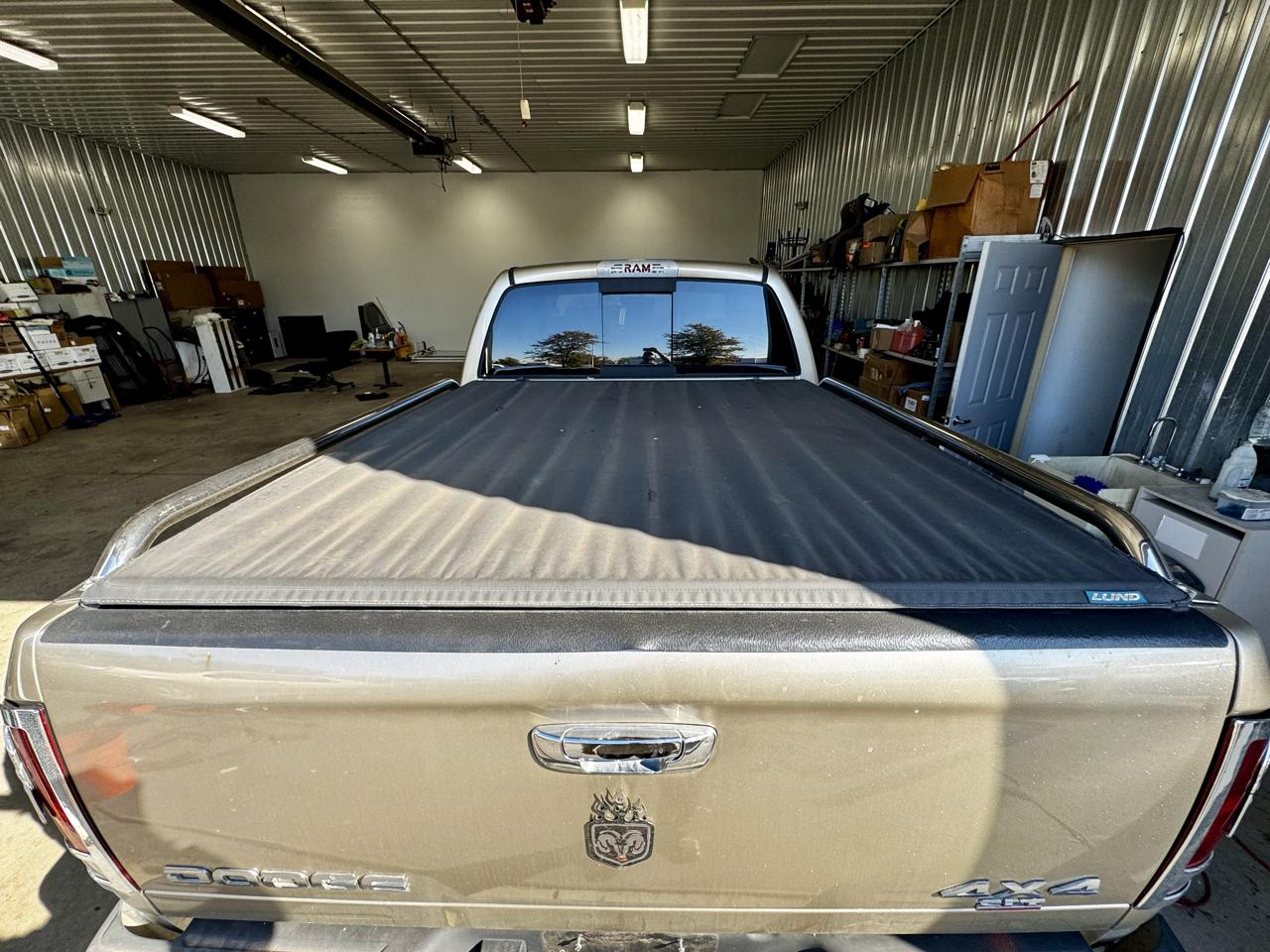 Dodge Ram 1500 4dr Quad Cab 140.5" WB 4WD SLT 2003