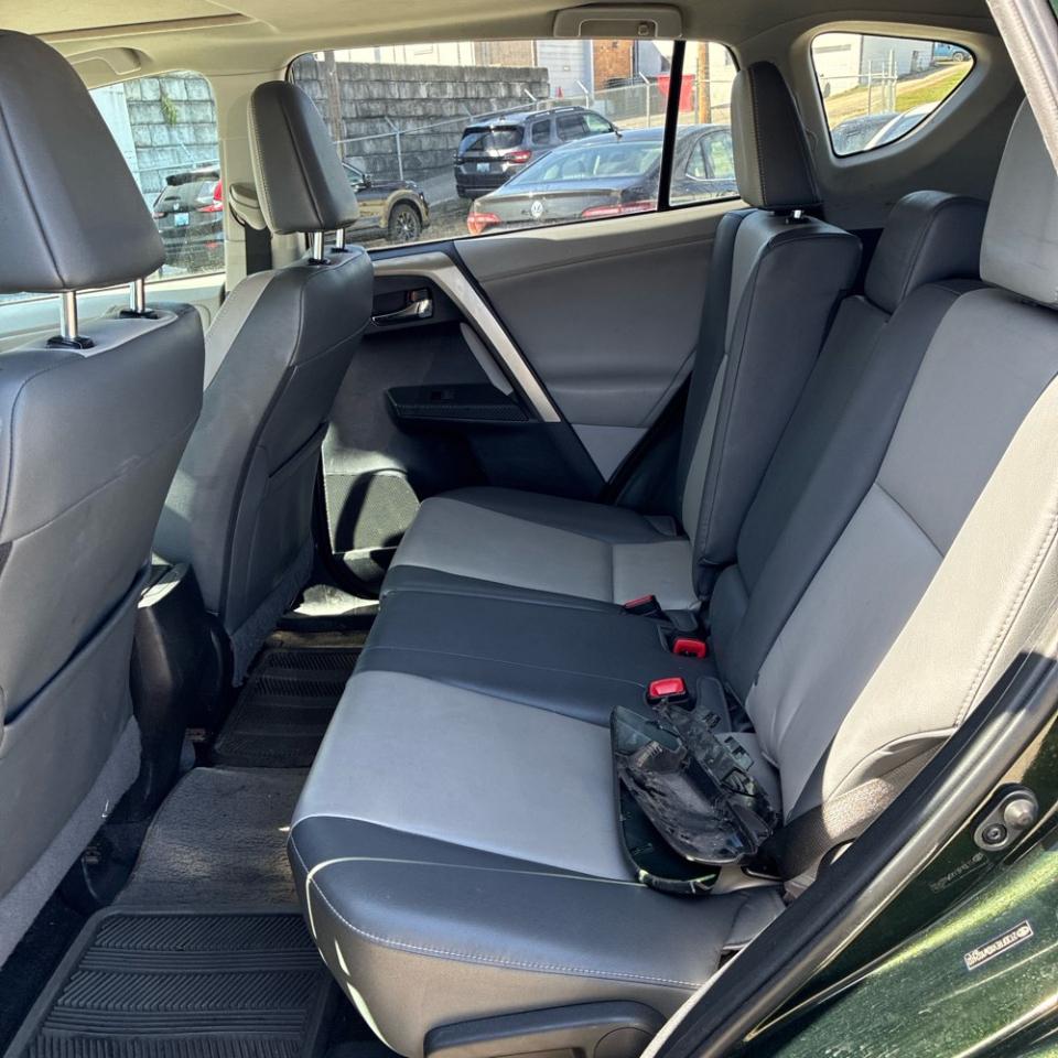 Toyota RAV4 AWD 4dr Limited (Natl) 2013