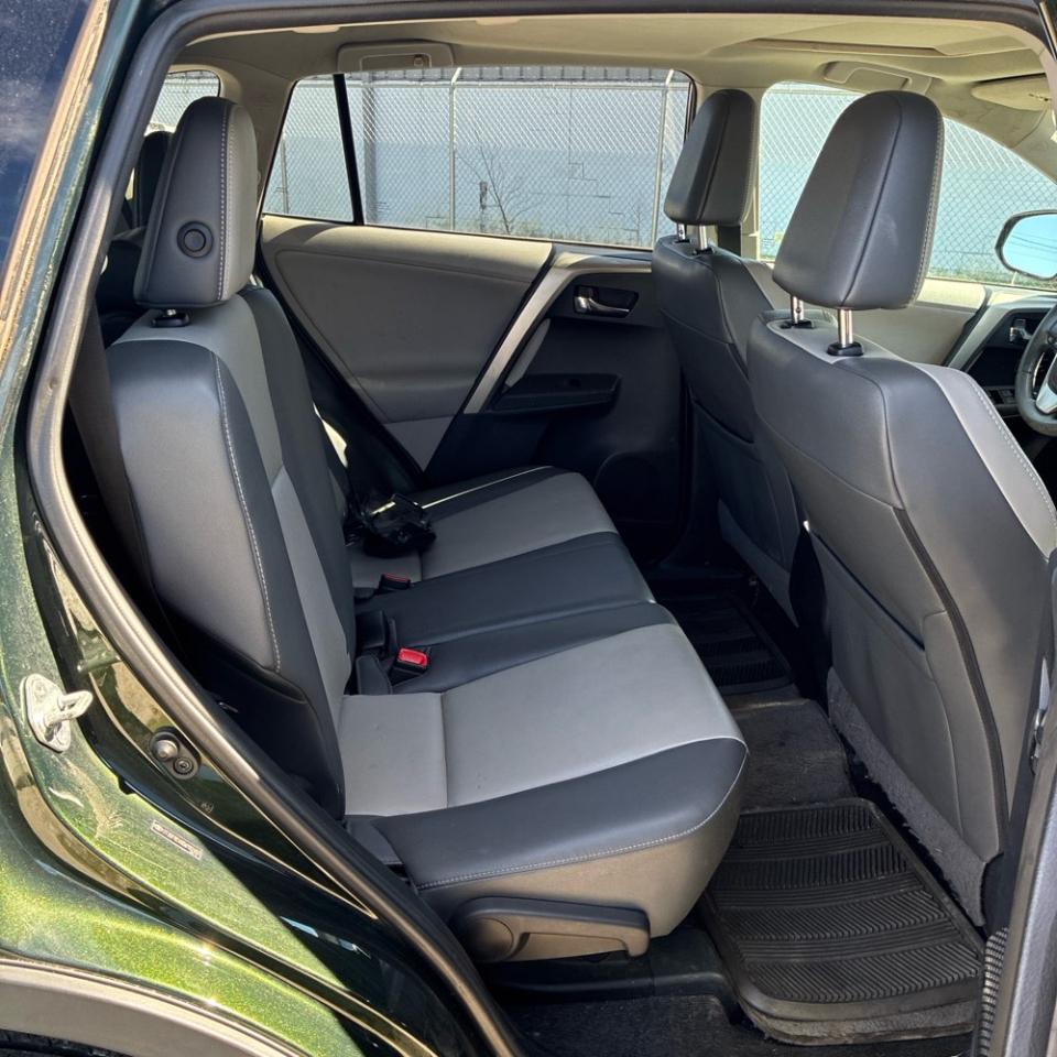 Toyota RAV4 AWD 4dr Limited (Natl) 2013