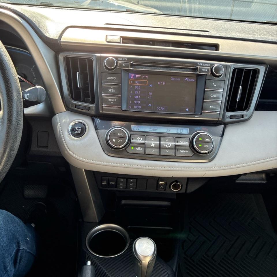 Toyota RAV4 AWD 4dr Limited (Natl) 2013