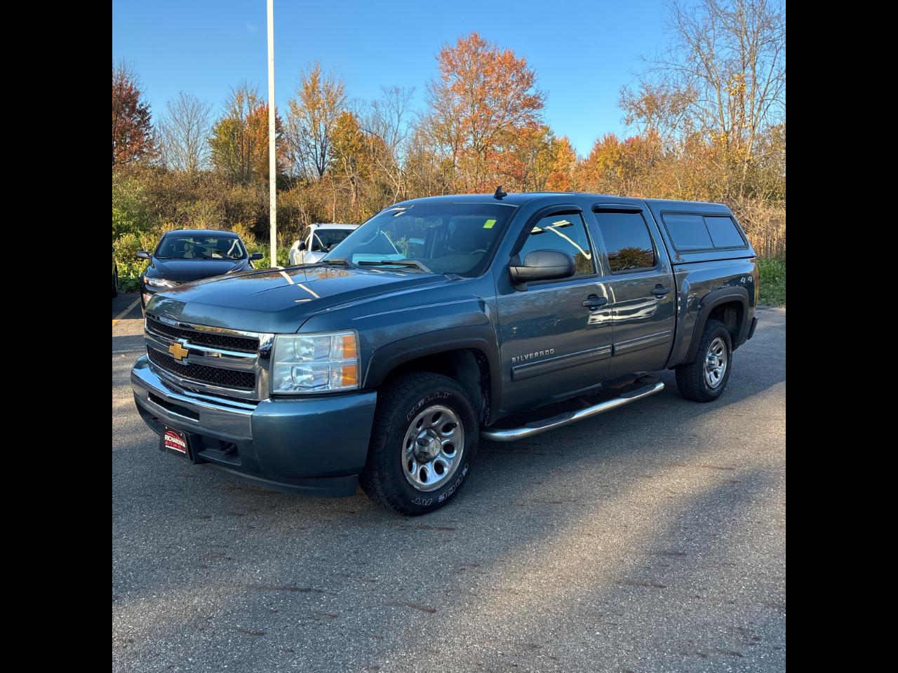 Chevrolet Silverado 1500 4WD Crew Cab 143.5" LT 2011
