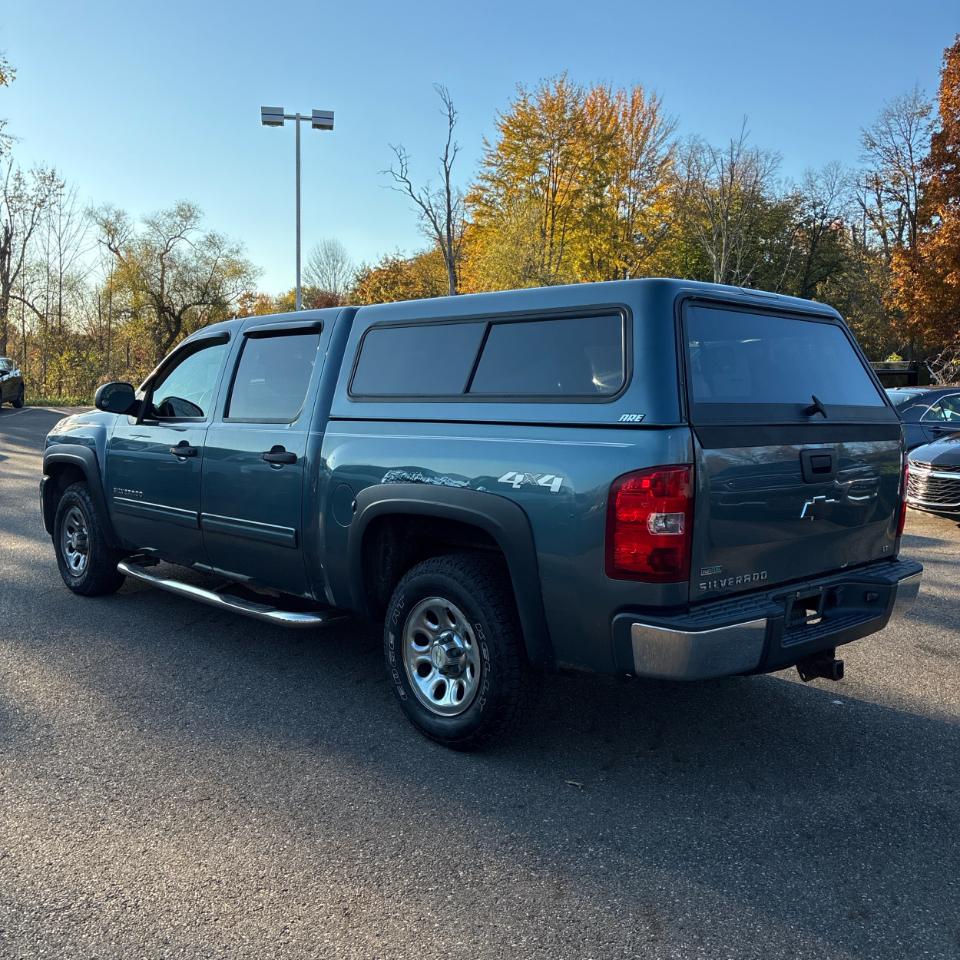 Chevrolet Silverado 1500 4WD Crew Cab 143.5" LT 2011