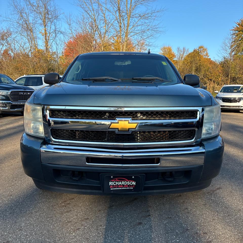 Chevrolet Silverado 1500 4WD Crew Cab 143.5" LT 2011