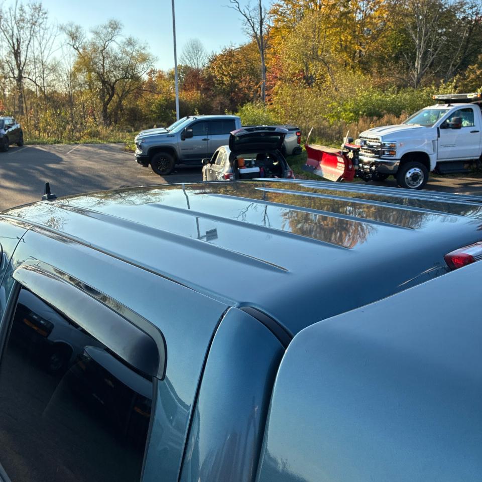 Chevrolet Silverado 1500 4WD Crew Cab 143.5" LT 2011