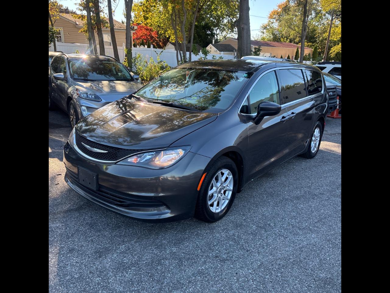 Chrysler Pacifica Touring FWD 2017