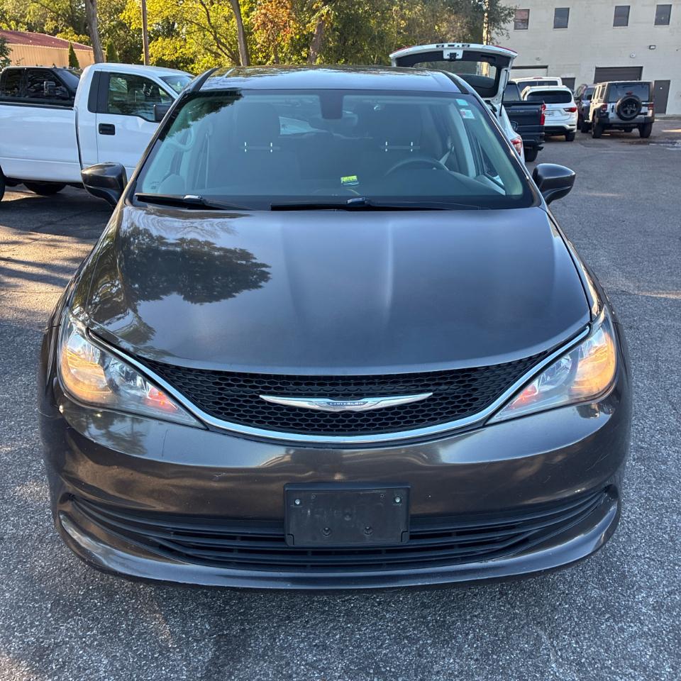 Chrysler Pacifica Touring FWD 2017