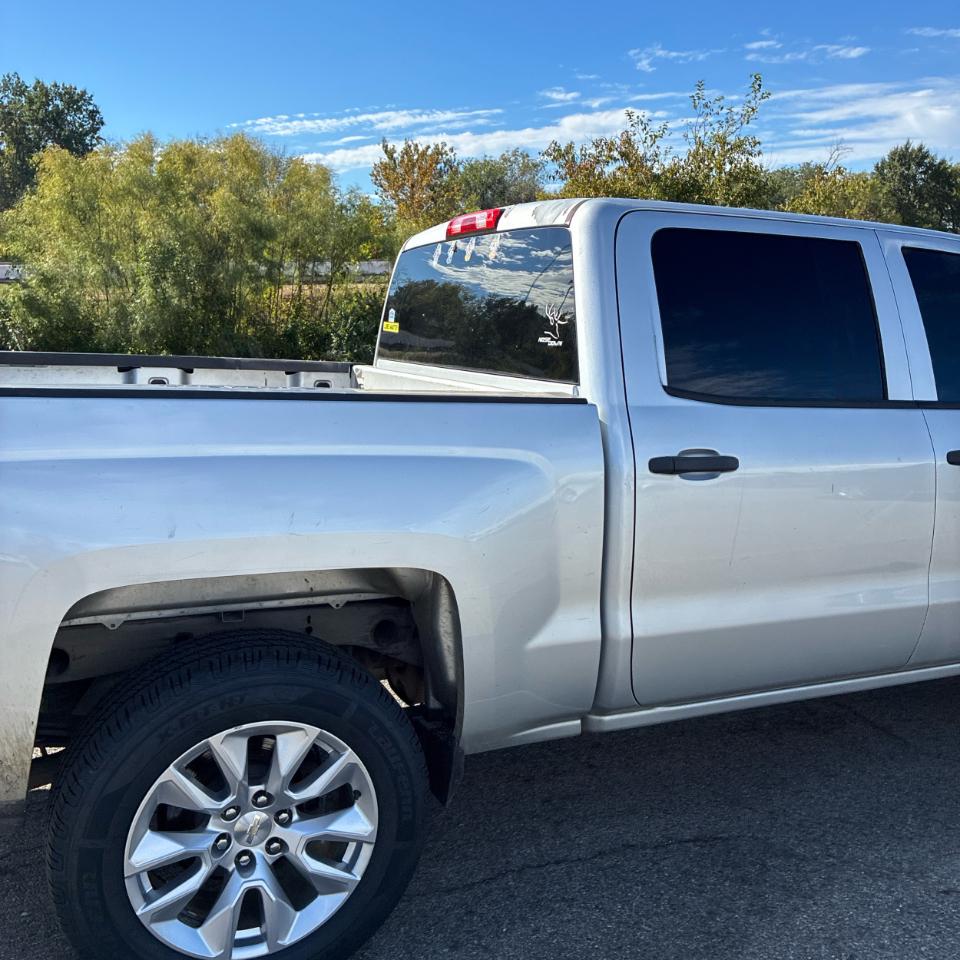 Chevrolet Silverado 1500 4WD Crew Cab 143.5" Work Truck 2015