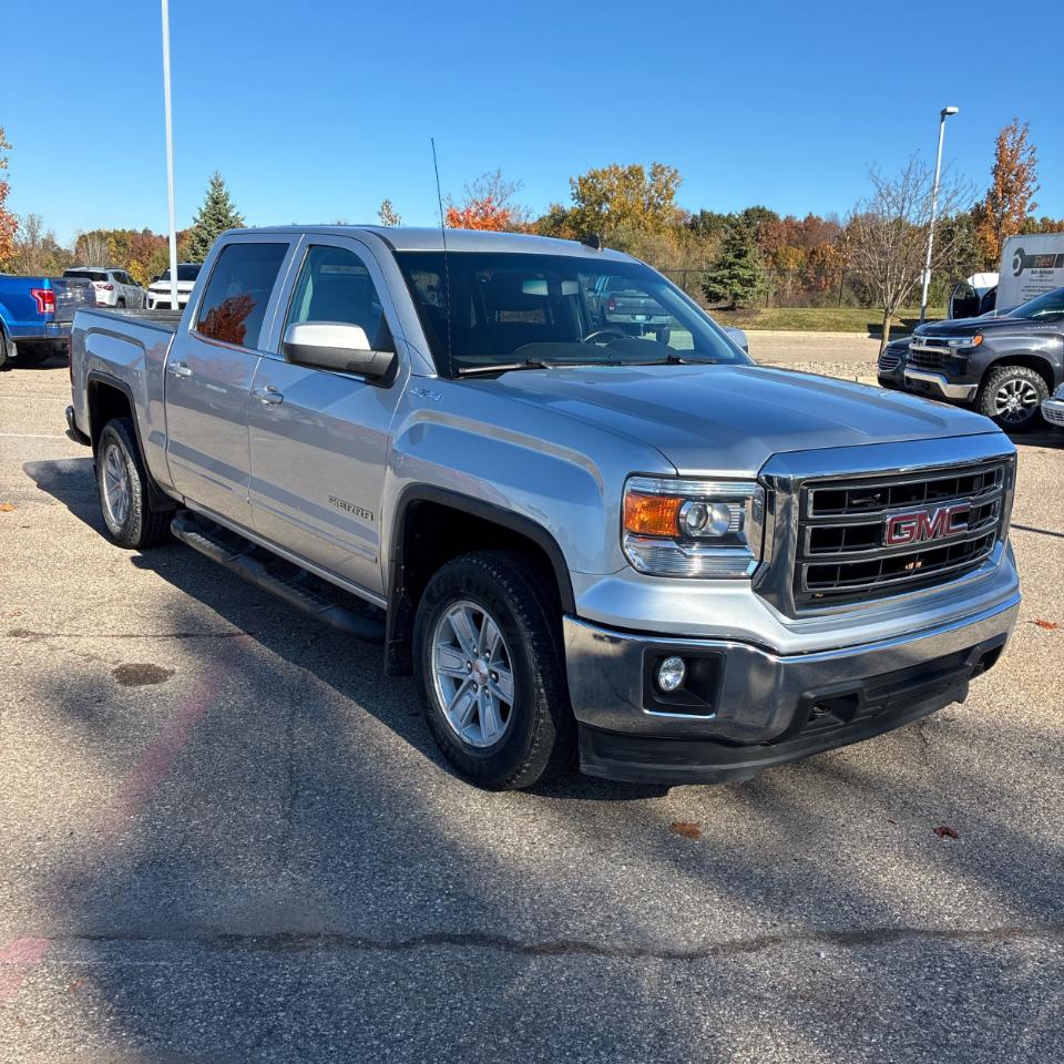 GMC Sierra 1500 4WD Crew Cab 143.5" SLE 2014