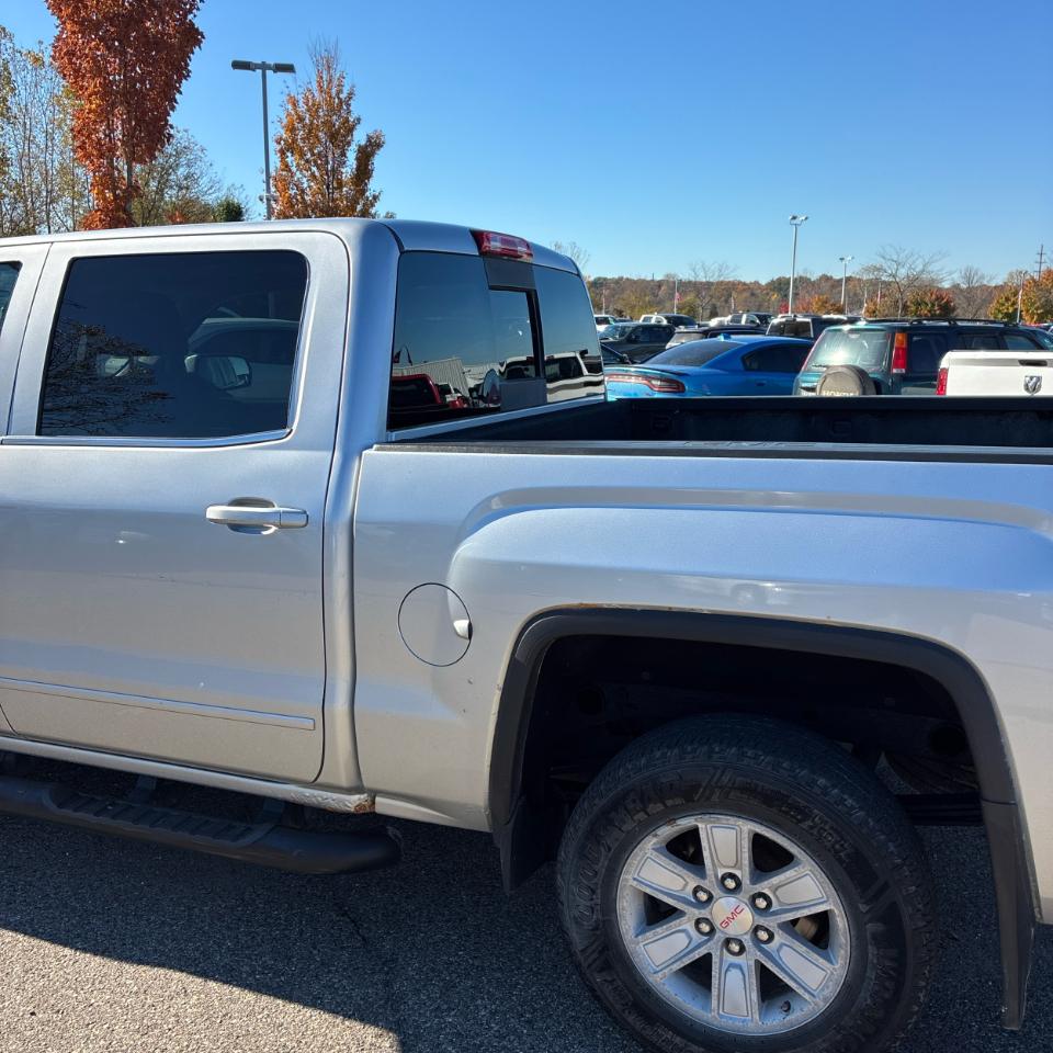 GMC Sierra 1500 4WD Crew Cab 143.5" SLE 2014