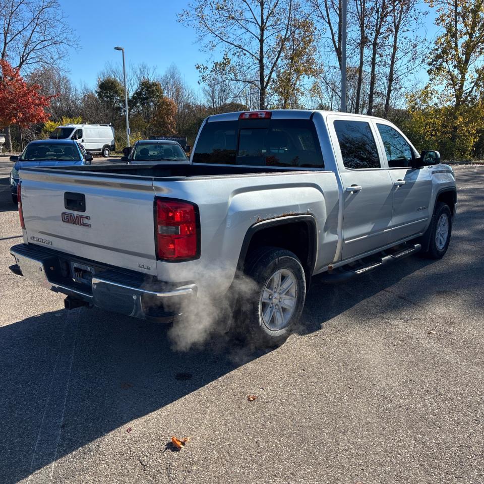 GMC Sierra 1500 4WD Crew Cab 143.5" SLE 2014