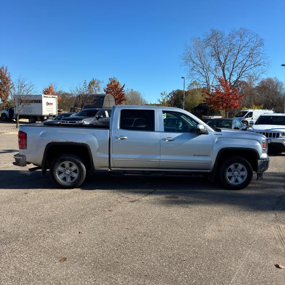 GMC Sierra 1500 4WD Crew Cab 143.5" SLE 2014