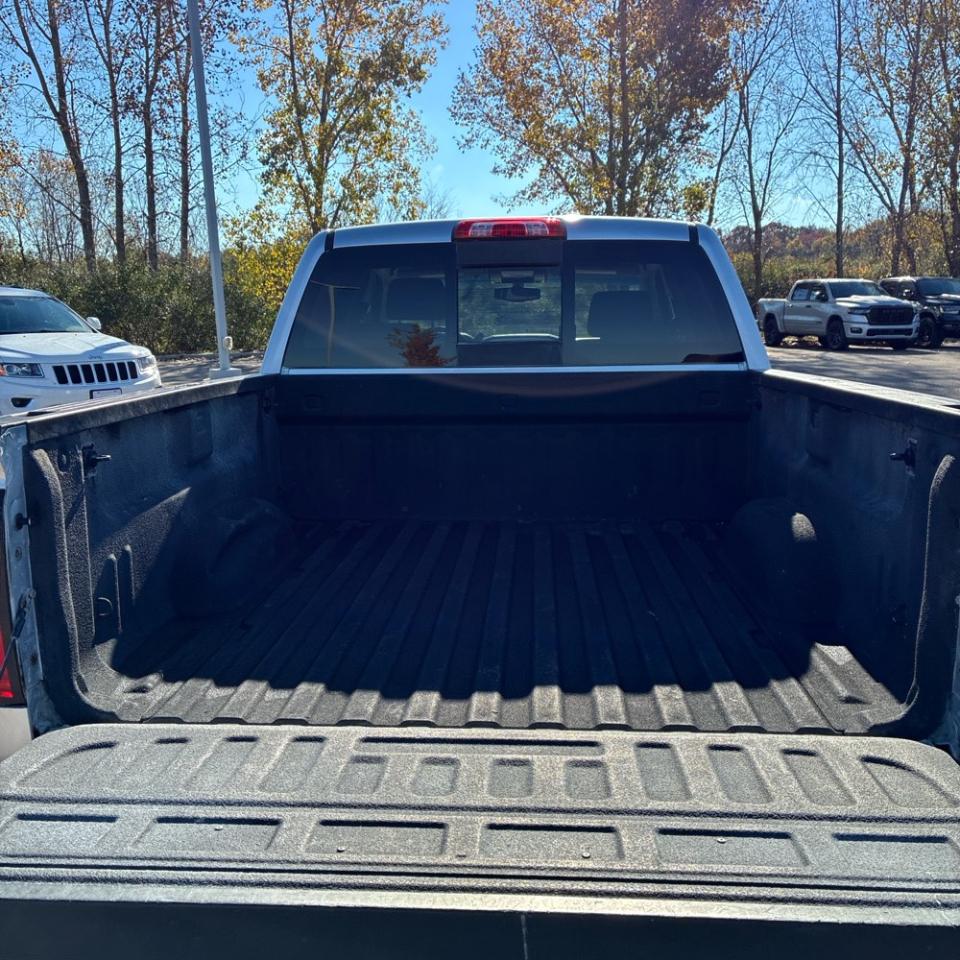 GMC Sierra 1500 4WD Crew Cab 143.5" SLE 2014