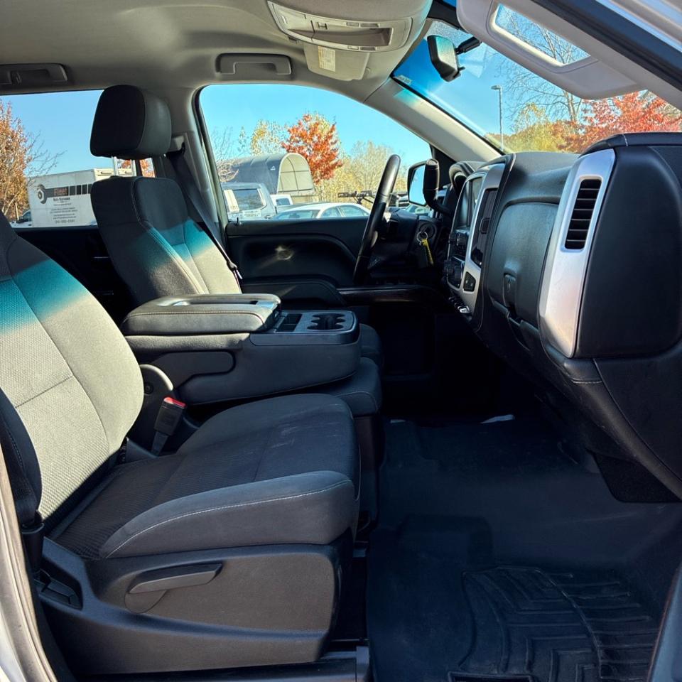 GMC Sierra 1500 4WD Crew Cab 143.5" SLE 2014