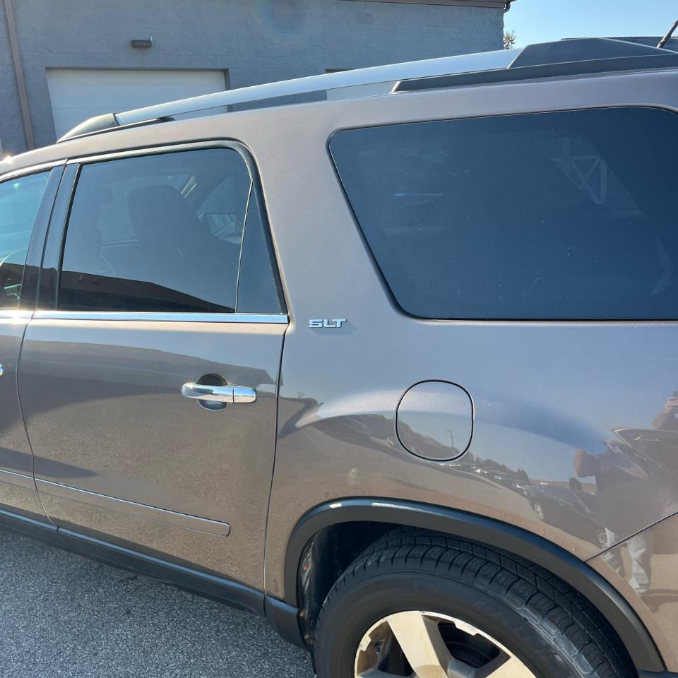 GMC Acadia FWD 4dr SLT1 2010