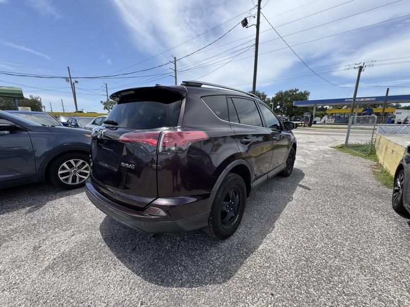 Toyota RAV4  2017