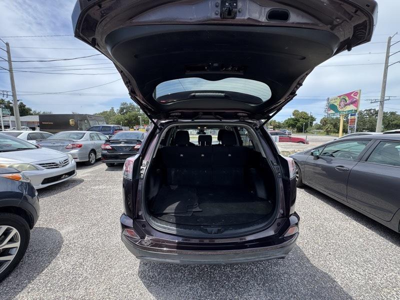 Toyota RAV4  2017