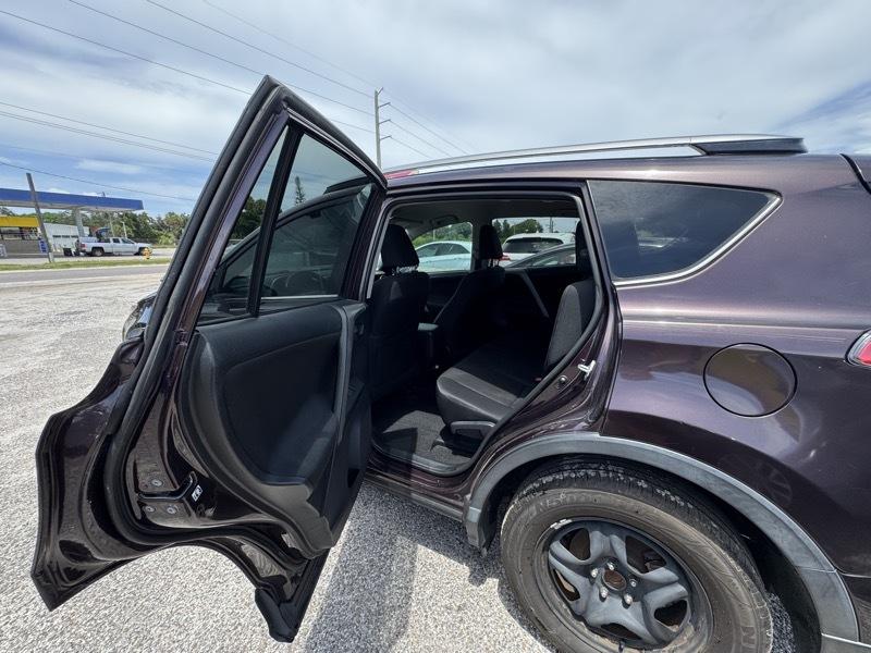 Toyota RAV4  2017