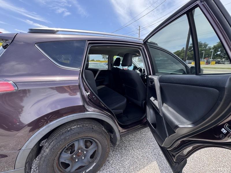 Toyota RAV4  2017