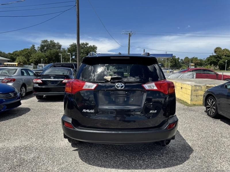 Toyota RAV4  2014