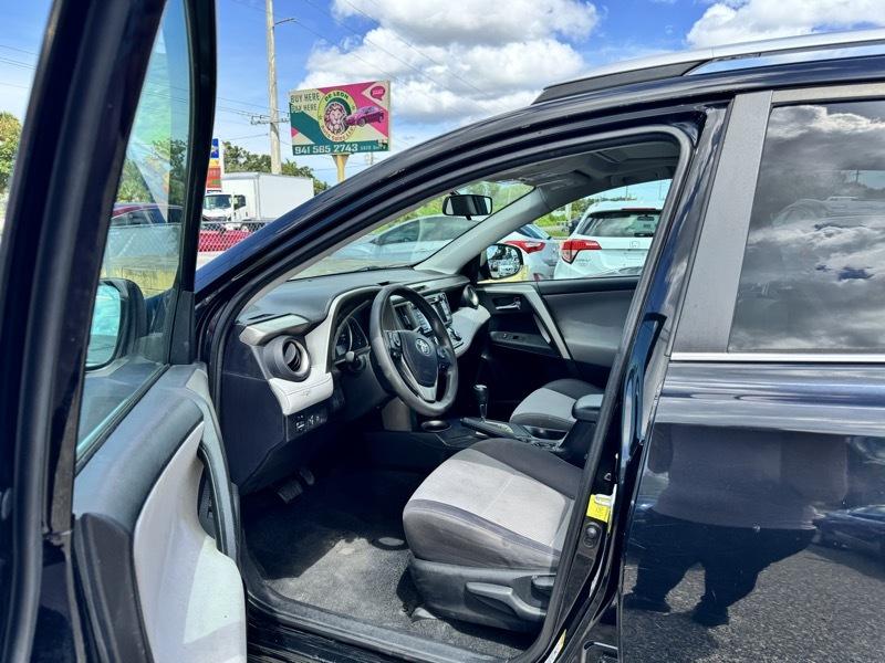 Toyota RAV4  2014