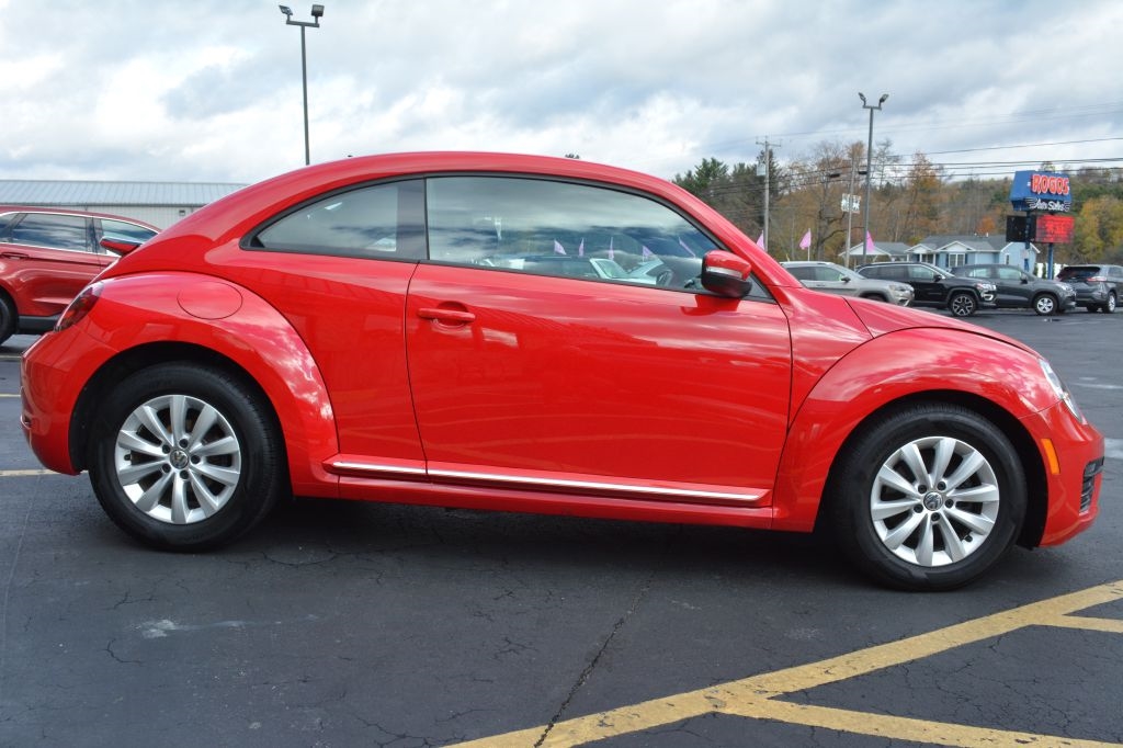 Volkswagen Beetle  2019 Volkswagen Beetle  2019