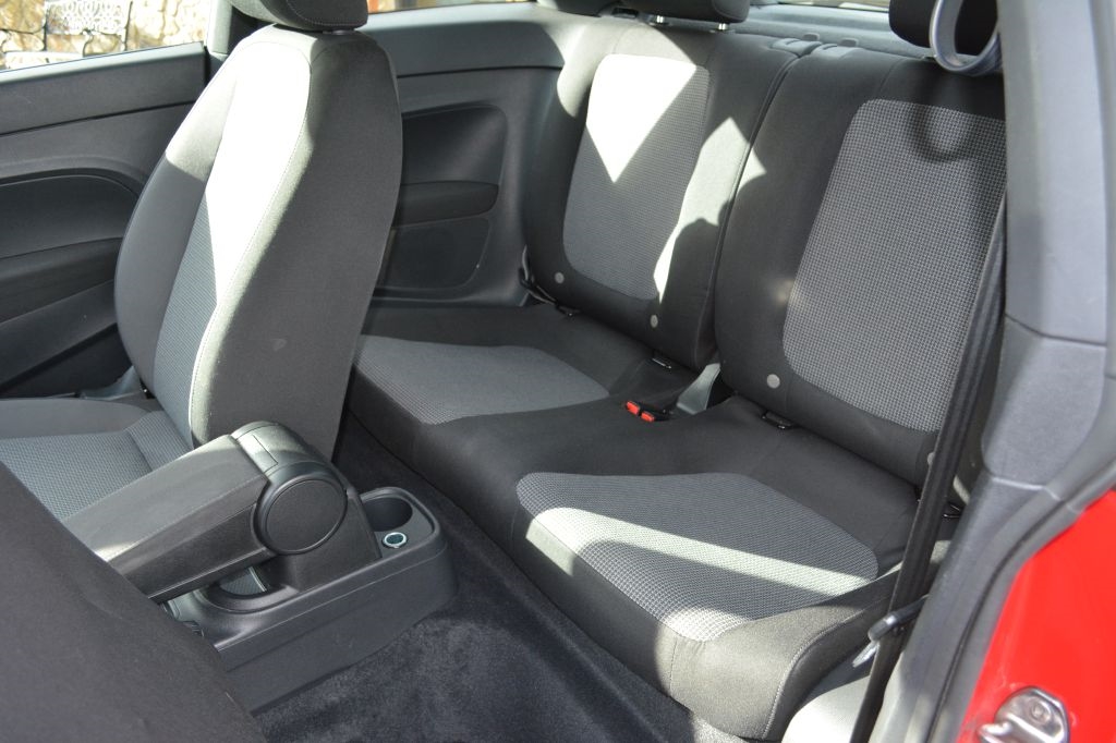 Volkswagen Beetle  2019 Volkswagen Beetle  2019