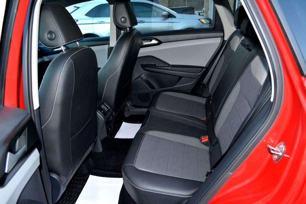 Volkswagen Taos  2023