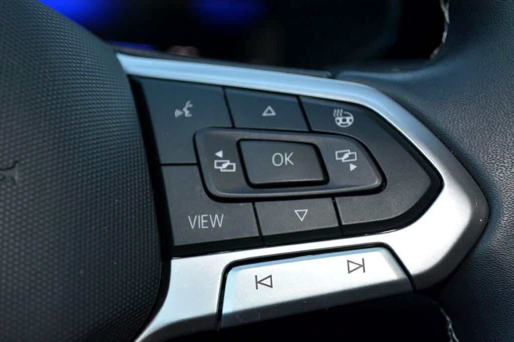 Volkswagen Taos  2023