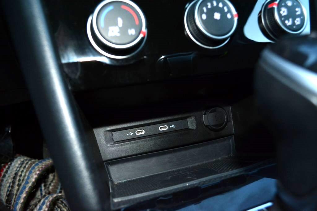 Volkswagen Taos  2023