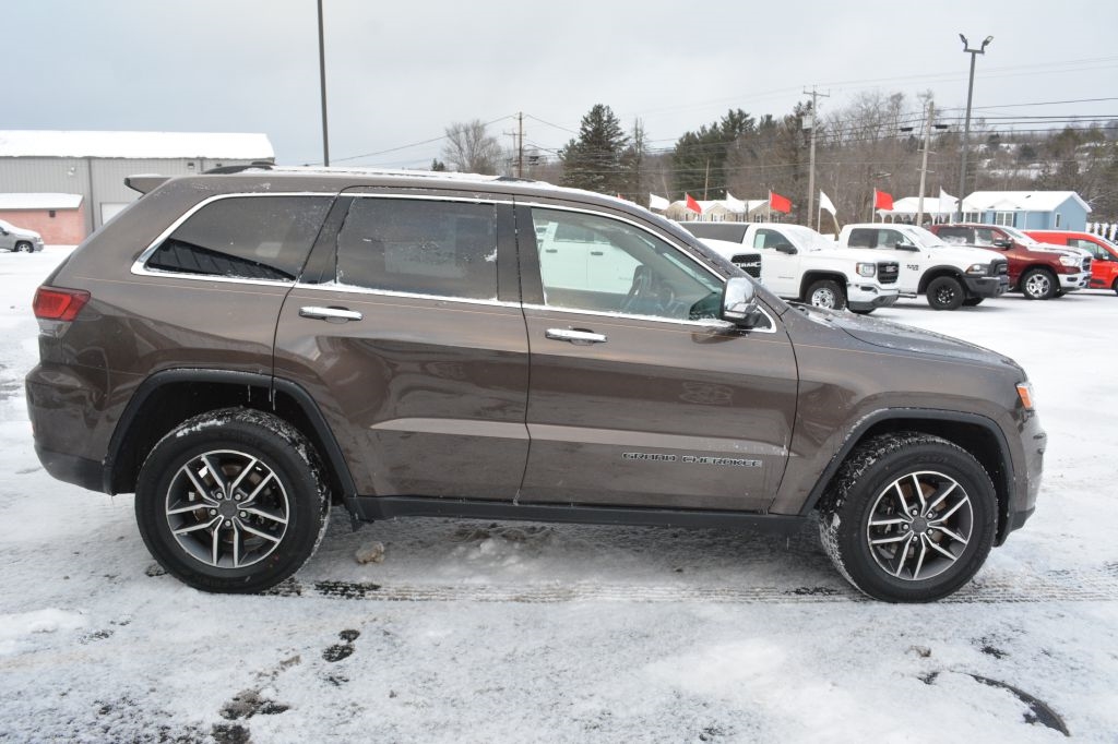 Jeep Grand Cherokee  2021