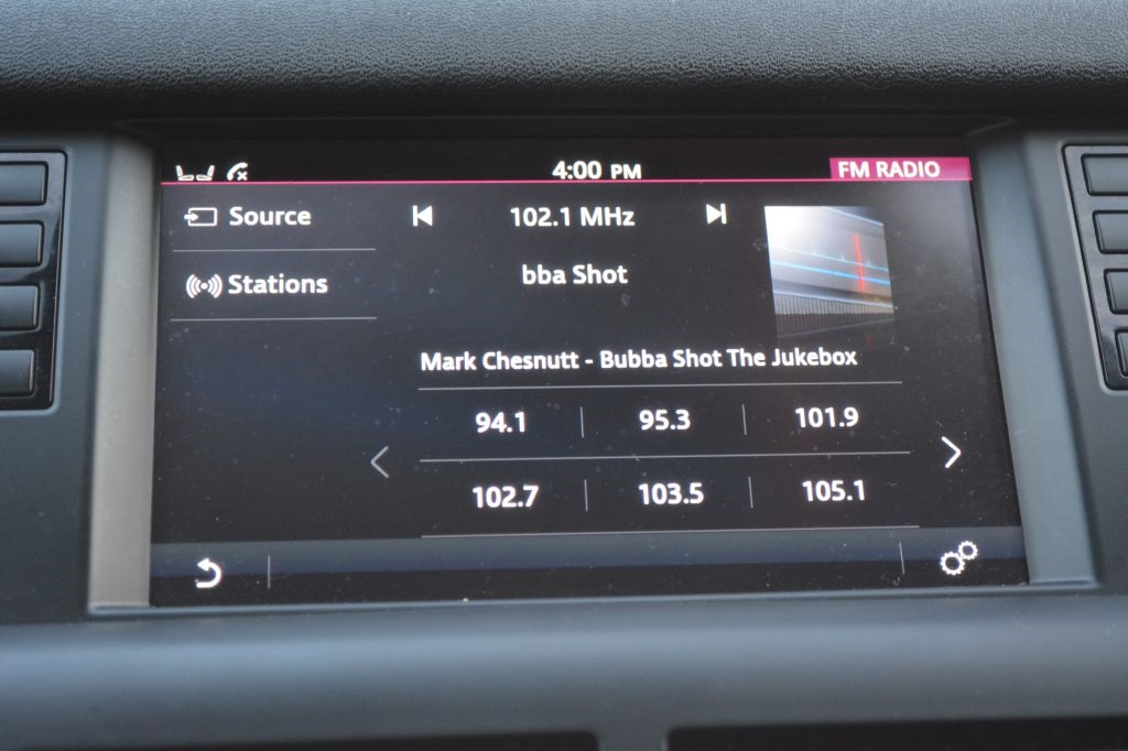 Land Rover Discovery Sport  2017